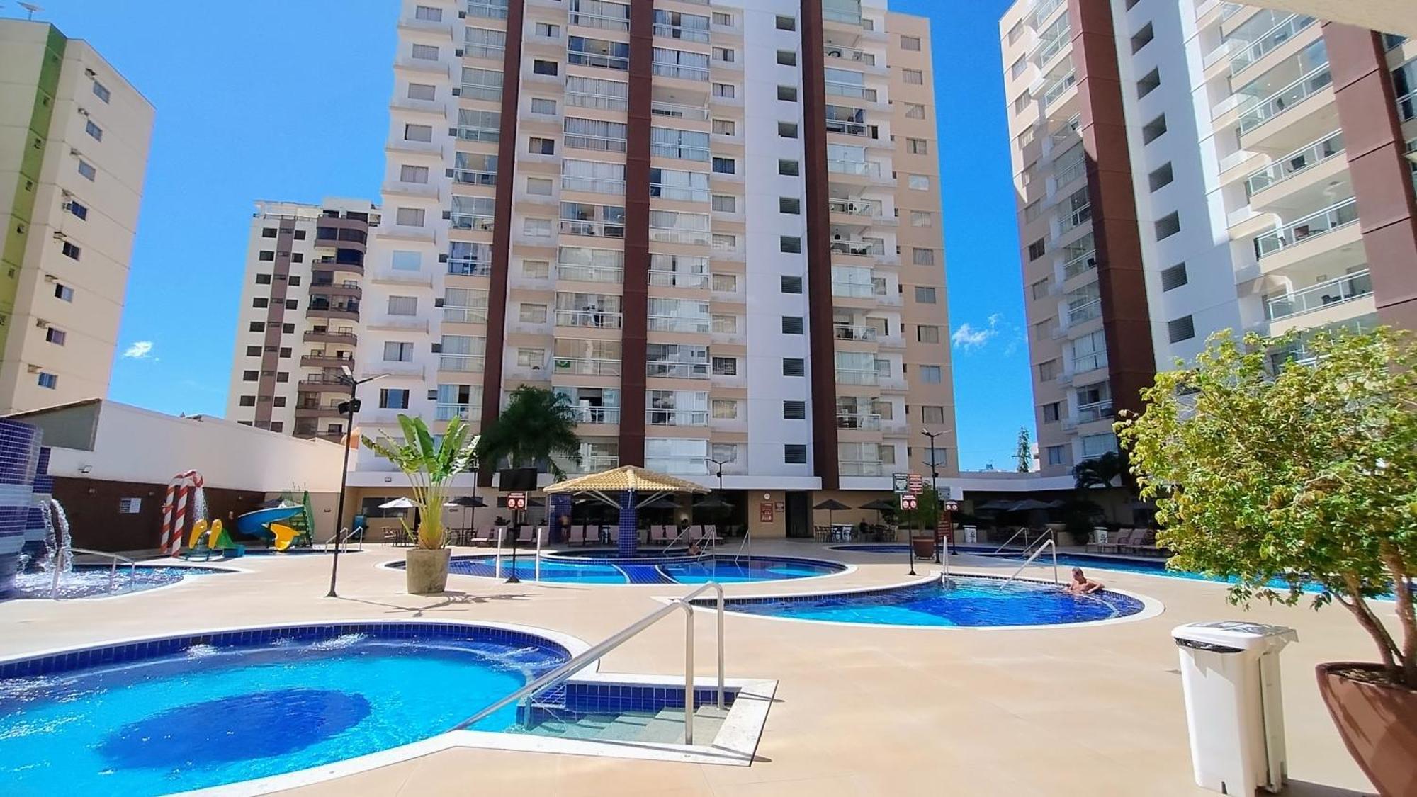 Casa Da Madeira Caldas Novas - Achei Ferias - Com Roupa De Cama Luaran gambar